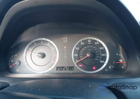 2011 Honda Accord 2.4 Lx из США, поврежденный, VIN 1HGCP2F39BA064395